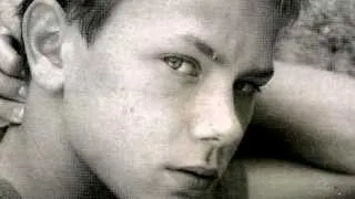 River Phoenix | Young & Beautiful