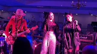 Nuno, Maria, BeBe Bettencourt & Family - The Chain - Fleetwood Mac Cover - Turkey Jam 2022 Hudson MA