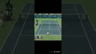 Federer's tweener shot 😮🧐