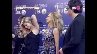 Reflex на ковровой дорожке премии Ru.TV 2015