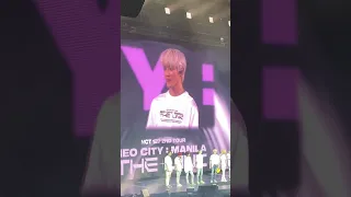 NCT 127 2ND TOUR NEO CITY: MANILA (TAEYONG FIND THE TRANSLATOR FUNNY) 220904 #nct127 #taeyong