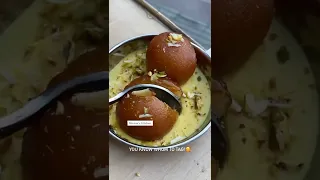 'Gulab Jamun With Rabri' ...