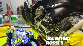 Build Valentino Rossi's YZR-M1 Motorcycle - Pack 11 - Stage 49-53