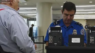 Tips for moving quickly through airport security