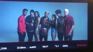 Leslie Grace, Becky G, CNCO - Díganle (REMIX) Vídeo Detrás De cámaras