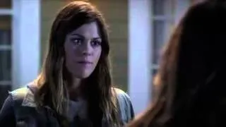 Paige & Emily Scene 5x03 Pretty Little Liars