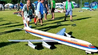INCREDIBLE !!! RC MODEL TURBINE JET AIRLINER DOUGLAS DC-8 BIG RC SCALE 1:16 MODEL FLIGHT DEMO