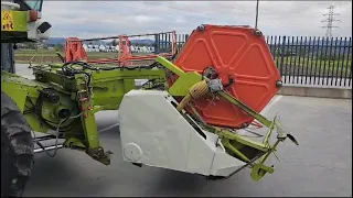 Składanie hedera w Claas Dominator 98