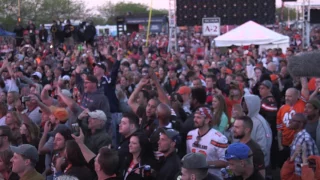 Fans react to the Browns picking Myles Garrett from the Muni Lot Draft Tailgate