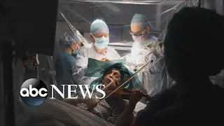 Patient plays violin during brain tumor removal l ABC News