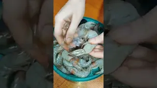 Como limpar camarão