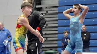 U15 A. Omargaliyev (KAZ) vs Y. Holub (UKR) 48kg. Youth boys greco-roman wrestling.