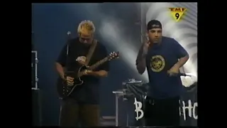 Bloodhound Gang - Why's Everybody Always Pickin' On Me? (live Lowlands '97)