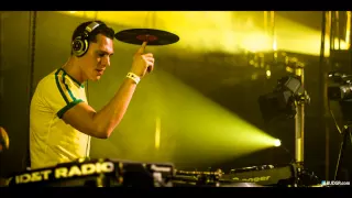 DJ Tiesto Live At Gatecrasher NEC, 29.11.2003.