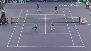Showndown of Champions KL : Federer/Borg vs Blake/McEnroe (Highlights)