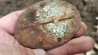 EXCAVATION OF WORLD WAR II ARTIFACTS#WW2 METAL DETECTING   WW2 METAL DETECTING