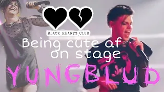 YUNGBLUD’s seductive little dances on stage! 🥵