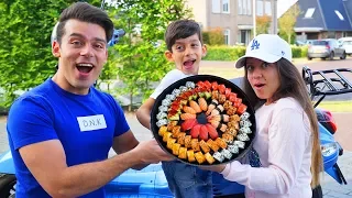 Jason orders sushi after eating healthy fruits for kids