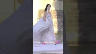 Italian gem Vittoria Ceretti closing Valentino Haute Couture #shorts #valentino #vittoriaceretti