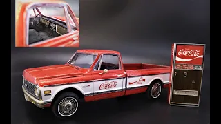 1972 Coca-Cola Chevy C/K Pickup 350 w/ Vending Machine 1/25 Scale Model Kit Review Weathering AMT