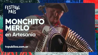 Monchito Merlo en la Fiesta de la Artesanía