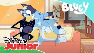 Bluey: ¡Los cangrejos de las cosquillas! | Disney Junior Oficial