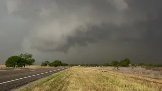 Tornadic supercell in Hondo, Texas, where a possible tornado touched down Wednesday night