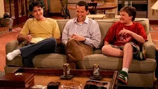 Two and a Half men Best Hilarious Bloopers (Behind the scenes!)