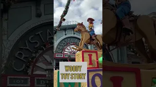 WOODY TOY STORY #pixar #toystory #disneyland #buzzlightyear #woody #parade #holiday  #shorts