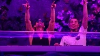 Dimitri Vegas & Like Mike - Watch Out For This (Major Lazer) vs. Hey Now @ Tomorrowland 2013