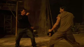 Ong Bak -- Tony Jaa vs lutadores de Komtuan DUBLADO em HD