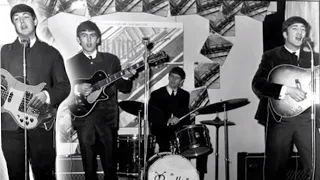 Beatles - 1963 - Hofner Vs. Rickenbacker