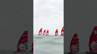 Sooooo fast😱😱🤯🤯#iqfoildaily #iqfoil #windsurf #windsurfing #surfing #viral #fyp #fy #shorts