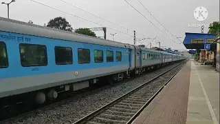 [22 IN 1] WAP-7 WAP-4 WAP-5 AGGRESSIVE ACTION IN HOWRAH BARDDHAMAN CHORD LINE.