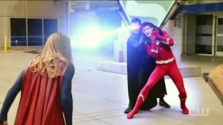 😨😱 Hollywood Action Black Superman vs Supergirl 😨