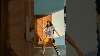 latoo dance cover // #latoo #trending  #dance #dancechoreo