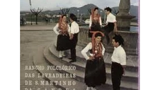 Grupo folclórico das Lavradeiras de S  Martinho da Gandra   Cana Verde dos Varáis anos 60