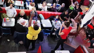 Ellen's Stardust Diner - waitresses performing BangBang