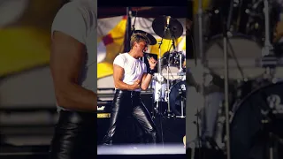 Je serai là (Live au Parc des Princes 93 / Version Single 30ème anniversaire) .Johnny Hallyday.