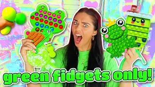 GREEN FIDGETS ONLY🥑🐸🧩🧃no budget fidget shopping!