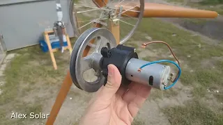 Ветрогенератор ветряк из колеса и пвх трубы. Как закрепить ручной генератор 12 вольт.