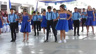 Vals de graduación I´m alive