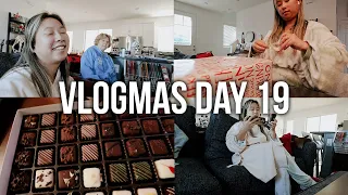 Wrapping Christmas Presents, Petit Fours + A Day at Home | Vlogmas Day 19