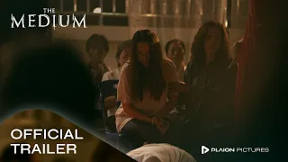 The Medium (Deutscher Trailer) - Narilya Gulmongkolpech, Sirani Yankittikan,  Banjong Pisanthanakun