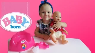 Кукла БЕБИ БОРН играем, кормим, поим, одеваем памперсы Doll to play, feed, clothe diapers