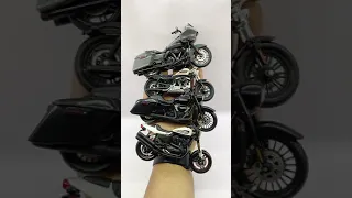 Harley Davidson Die-cast Motorcycles - 1/18 Scale