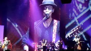 EVERYTHING IS SOUND - JASON MRAZ LIVE AU ZENITH DE PARIS 12-11-2012