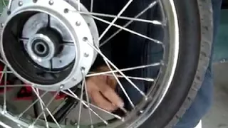 Desamassar rodas vendas das máquinas de desempeno e máquina de trocar pneus de motos