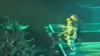 Iron Maiden - The Trooper (Live 2000)