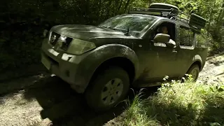 Nissan Pathfinder r51 vs Nissan Patrol off-road